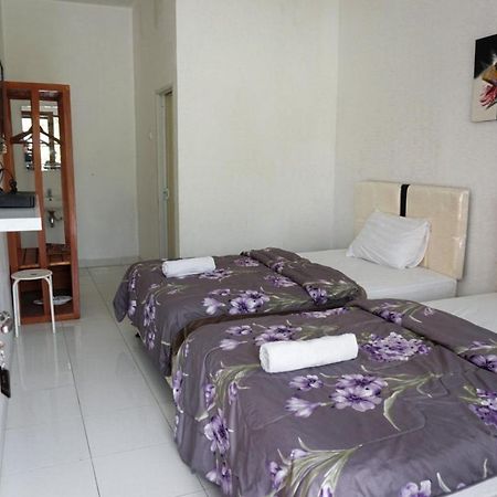 Rinjani Hill Hotel ซัมบาลัง ลาวัง ภายนอก รูปภาพ