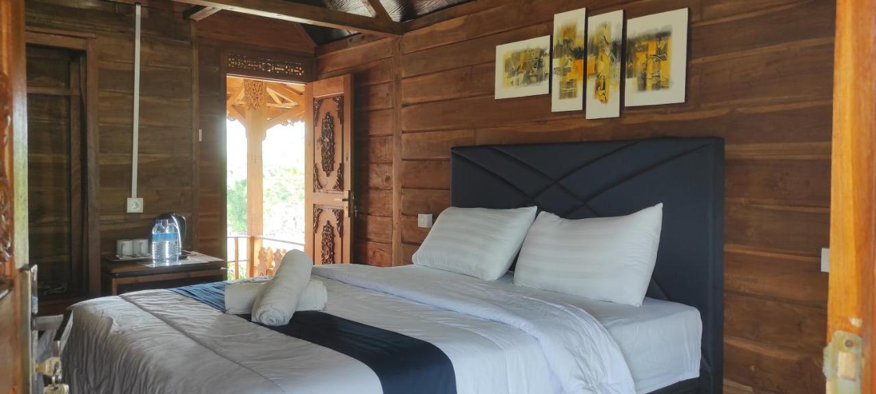 Rinjani Hill Hotel ซัมบาลัง ลาวัง ภายนอก รูปภาพ