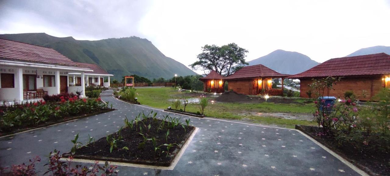 Rinjani Hill Hotel ซัมบาลัง ลาวัง ภายนอก รูปภาพ