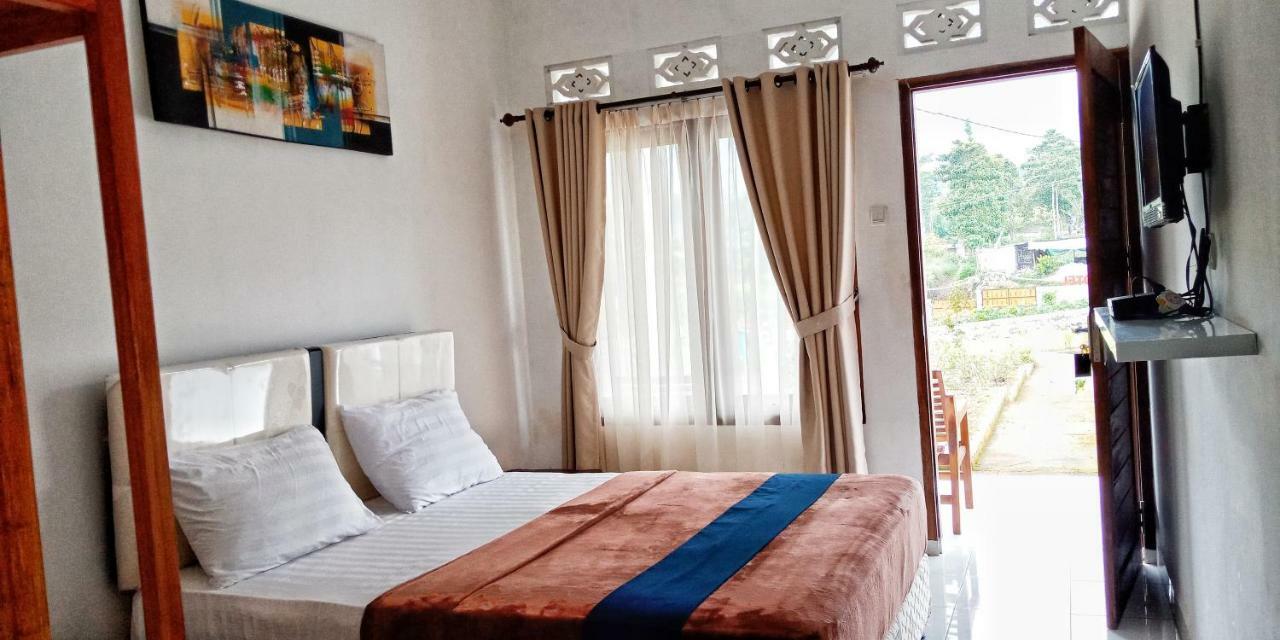Rinjani Hill Hotel ซัมบาลัง ลาวัง ภายนอก รูปภาพ