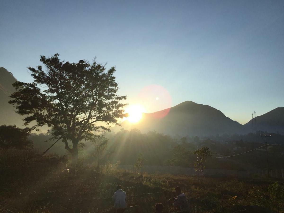 Rinjani Hill Hotel ซัมบาลัง ลาวัง ภายนอก รูปภาพ